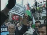 Taksim'deki Gösteride İsrail Ve Amerika Bayrakları Yakıldı