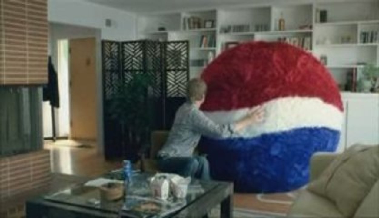Pepsi "Hug"