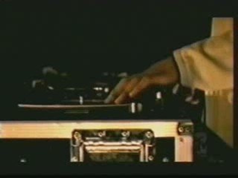 Live Massive Attack feat Elizabeth Frazer*Teardrop*