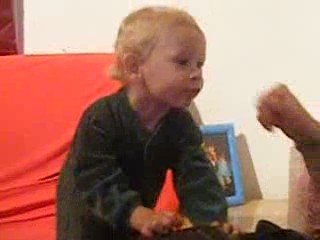 bébé connait son corps 18mois