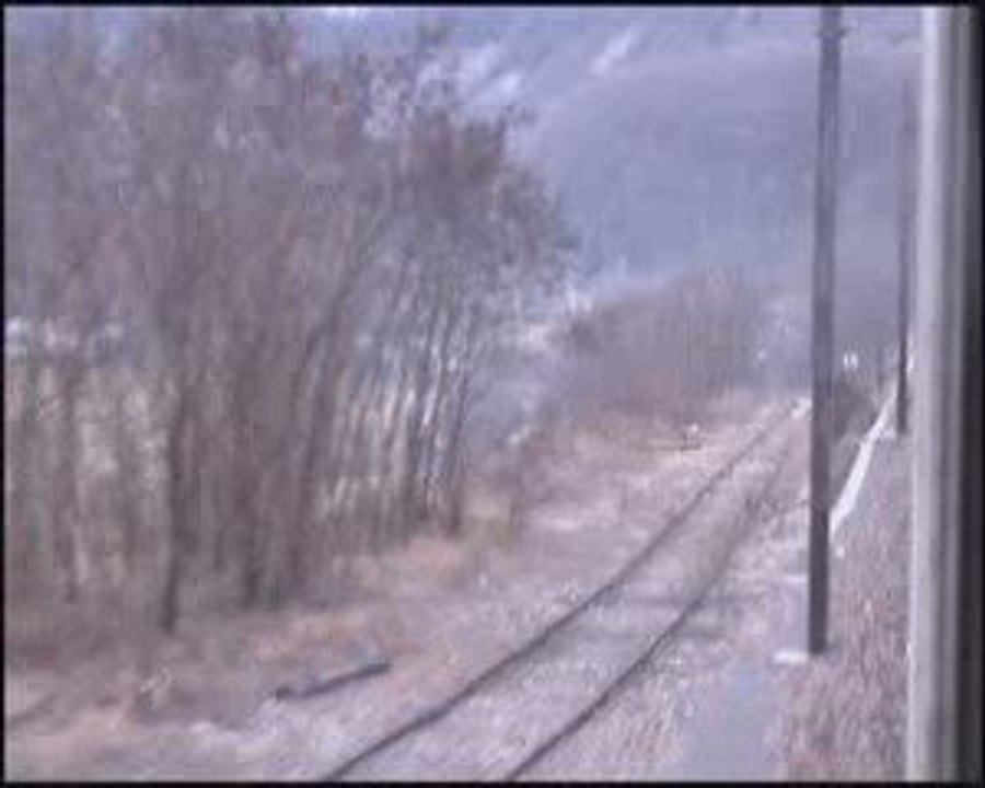 Départ de Virieu-le-Grand avec la CC 6559