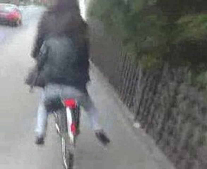 bnet tounes ki ysou9ou il beskla :)