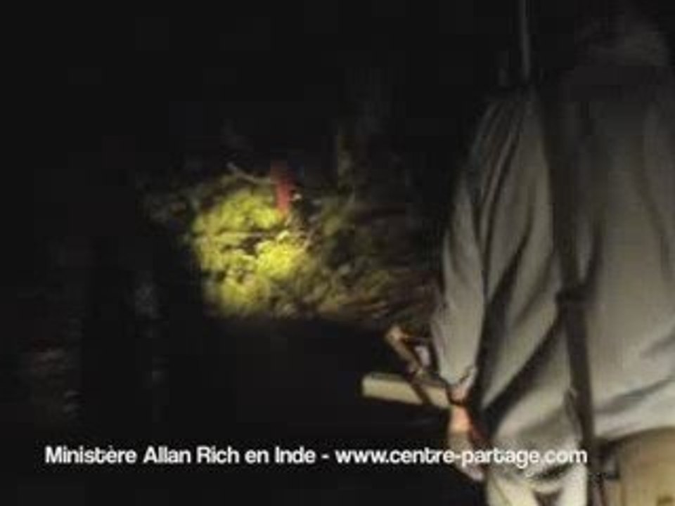 TEMPETE EN INDE; Réunion annulée - Allan Rich Ministries