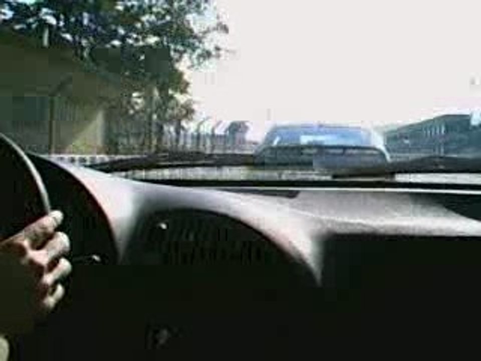 Saxo vts 16v au circuit d'albi 03.10.09 (part 2 suite)