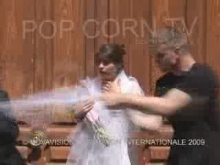 Camera Cachée : Vive la mariée !