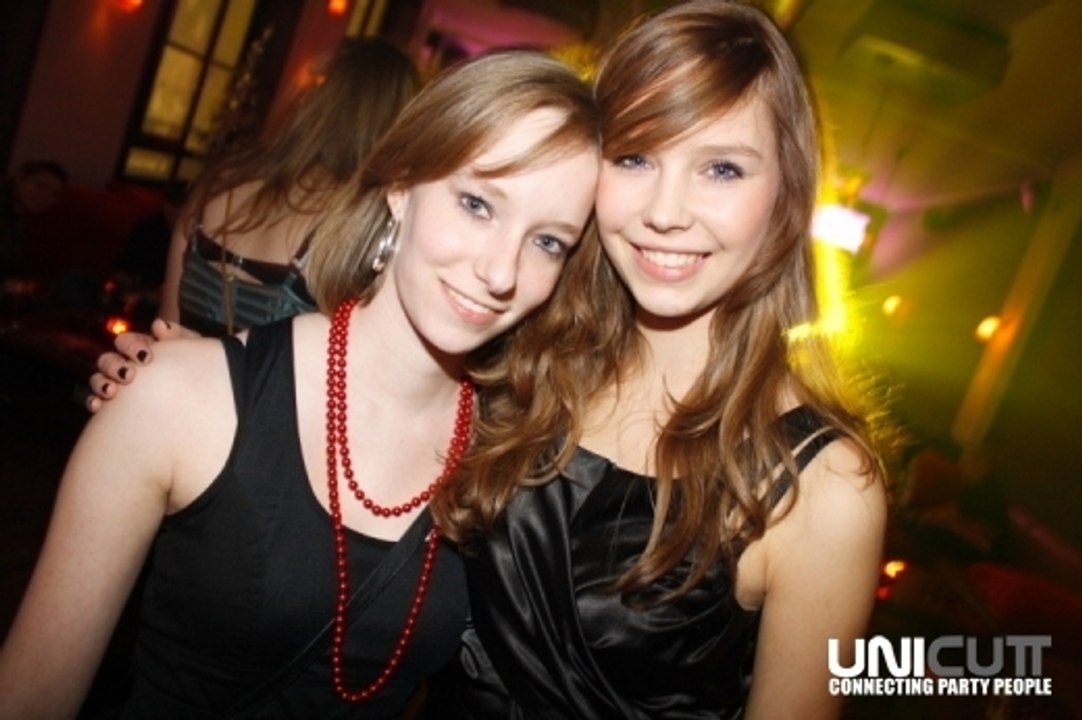 UNICUTT TV NIGHTLIFE REPORT 5.10.2009 Guru Josh Project