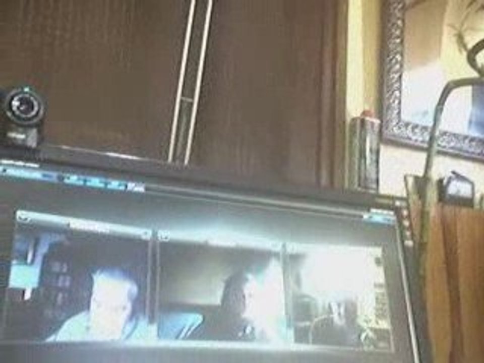 Micheaux apprends une chanson...