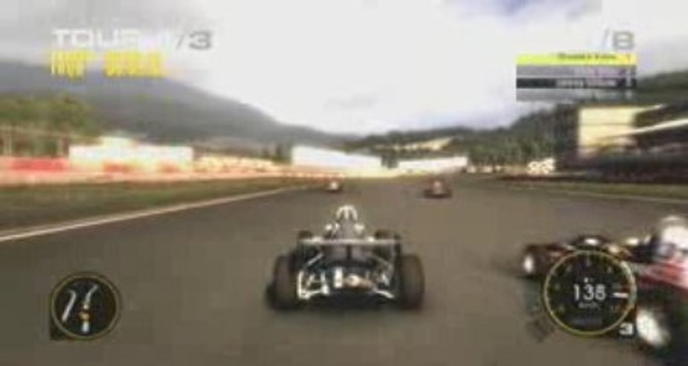 Xbox360 Grid Gameplay
