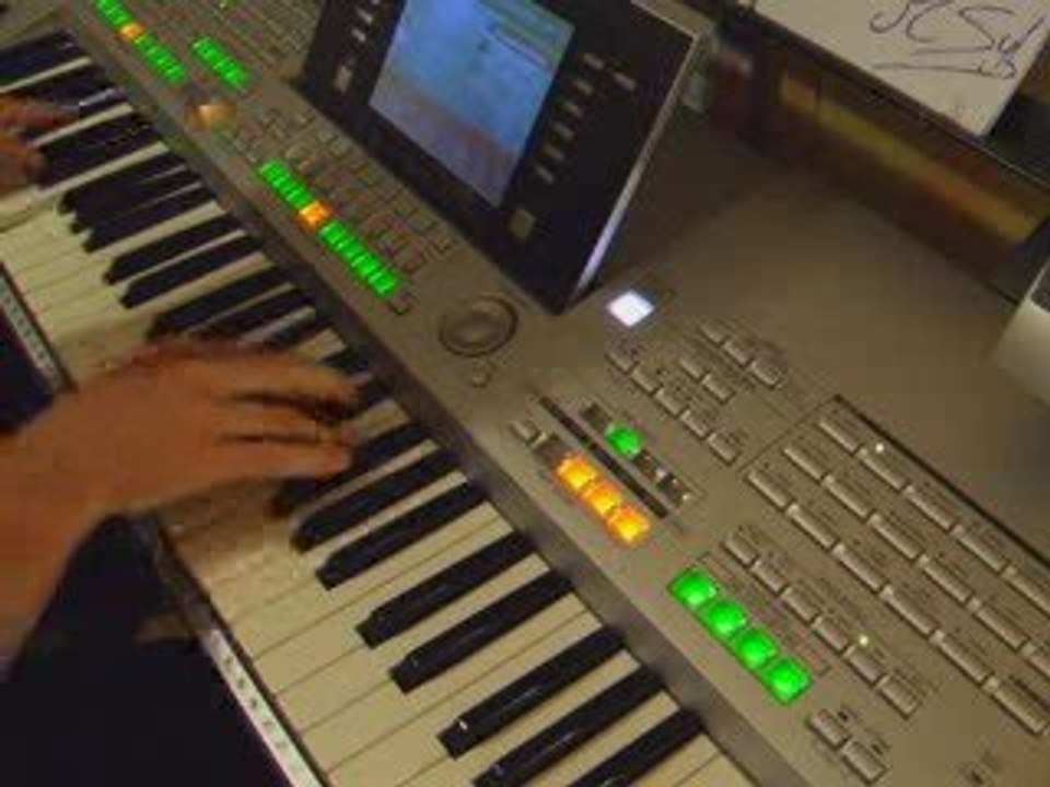 petits extraits de compos personnelles au synthé