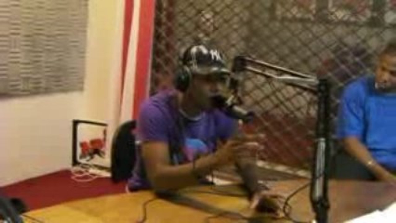 M.wayne à NRJ guyane "je m'imagine acoustic"