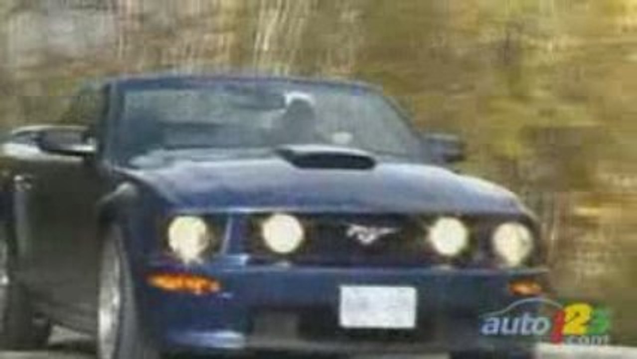 2007 Ford Mustang GT Convertible by Auto123.com