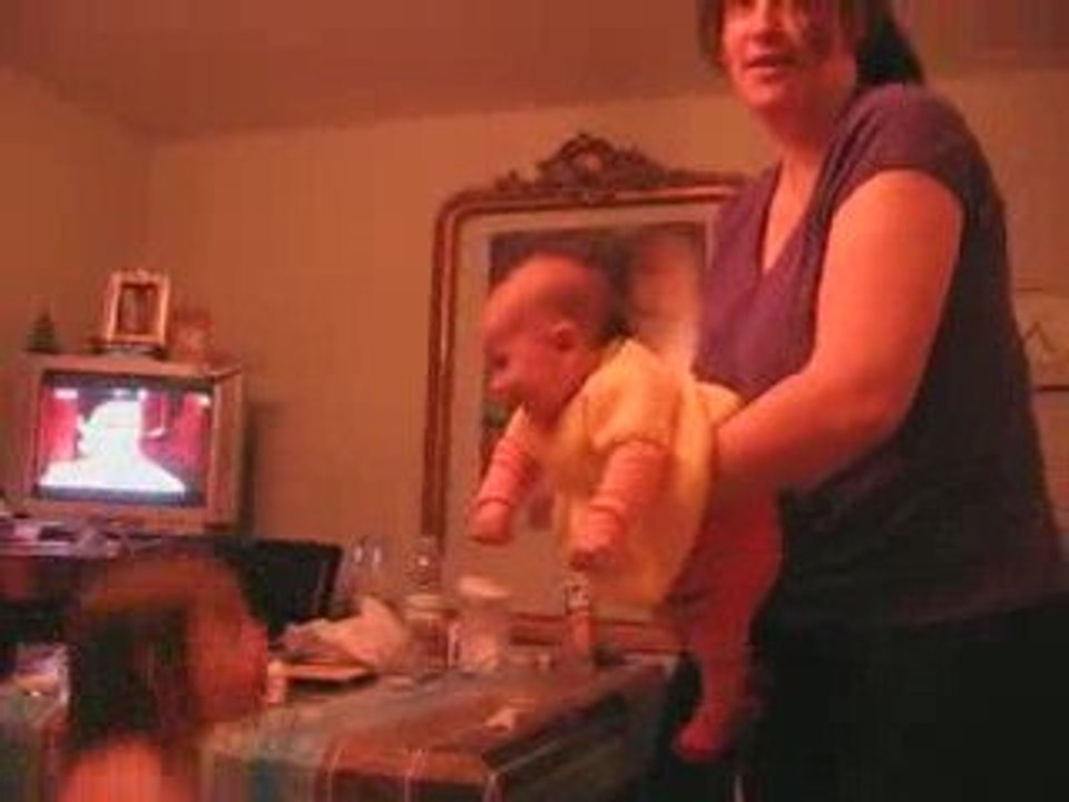 Iris se marre avec Lucile le 7oct 2009