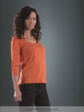 South - Wide neck scoop t-shirt