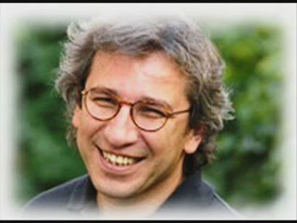 can dündar dolunaya inat