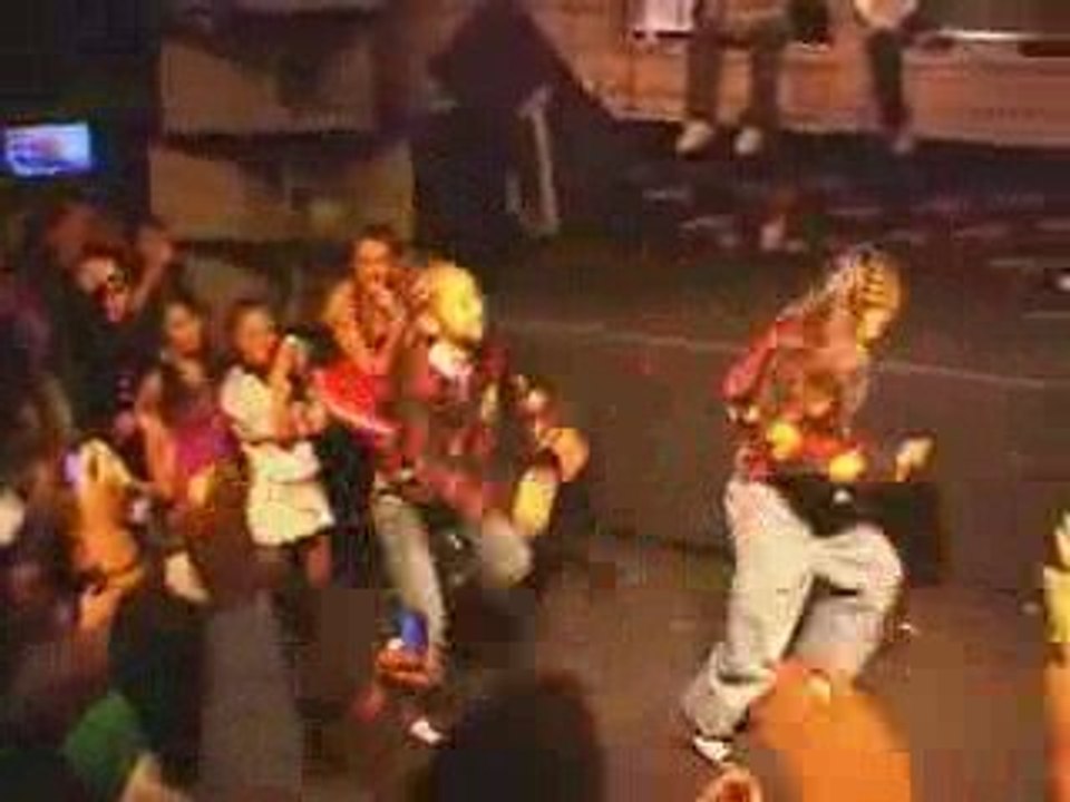 Japanese Kids Hip Hop Dancing