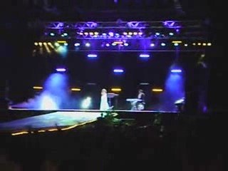 Emilie chante Lady Melody sur la scène de Florilège 2009