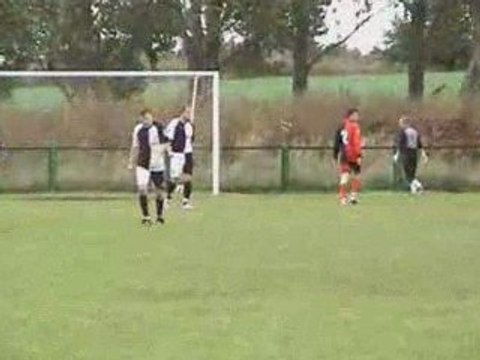 Grot Gardno - Kasta Majowe 0:1 (skrót)