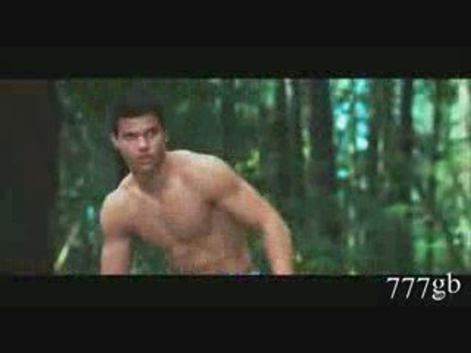 new moon trailer