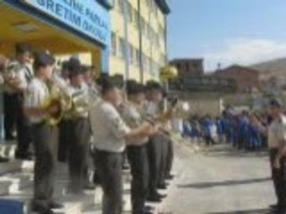 ASKERİ BANDO TAKIMI OKULUMUZDA