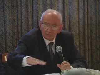 Adnan Oktar'ın basın toplantısı aileler11