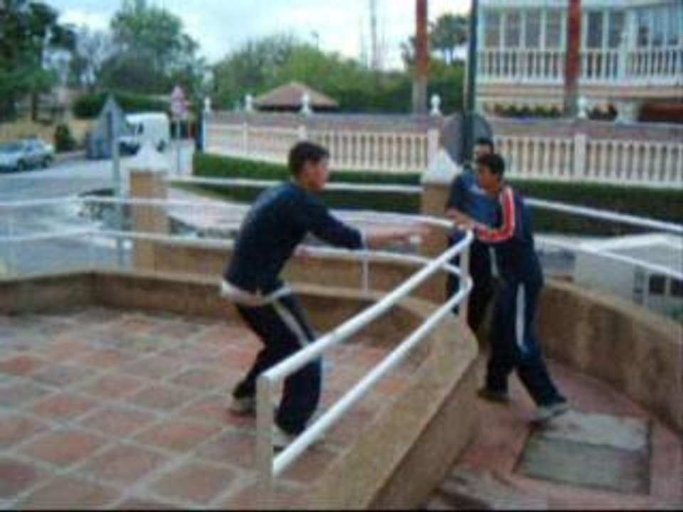 Urban Traceurs - Parkour Málaga (2004)
