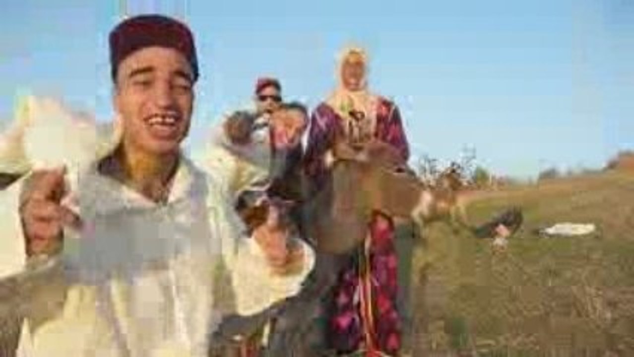 Dedicasse a Secret2boter en direct du bled Maroc 2009