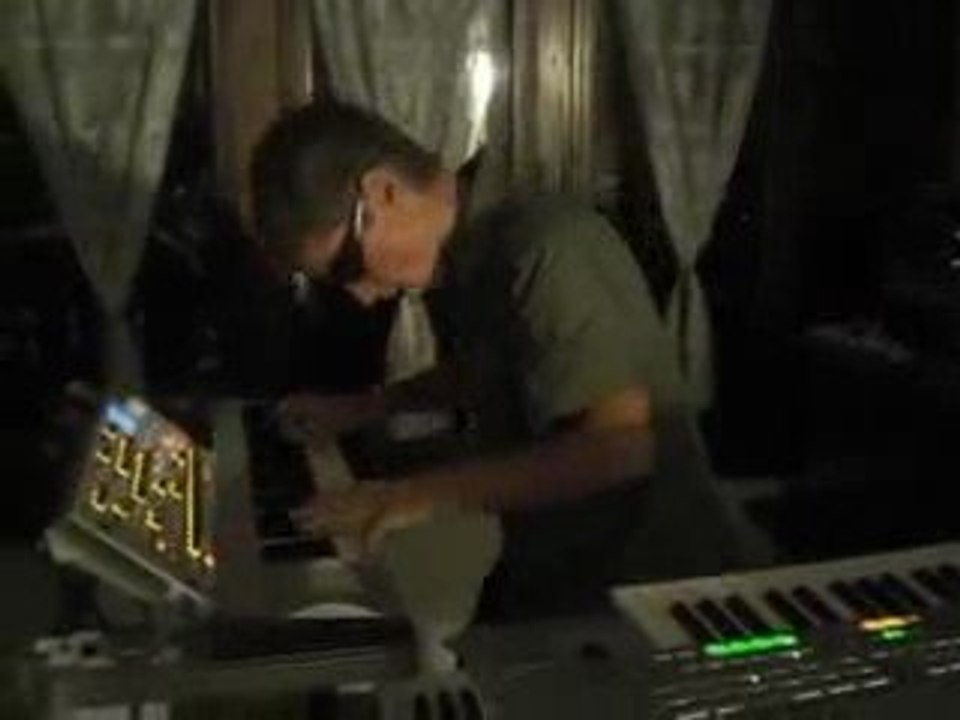 Chant Magnetique part - 2 - Tyros 2 & Radias - Micka