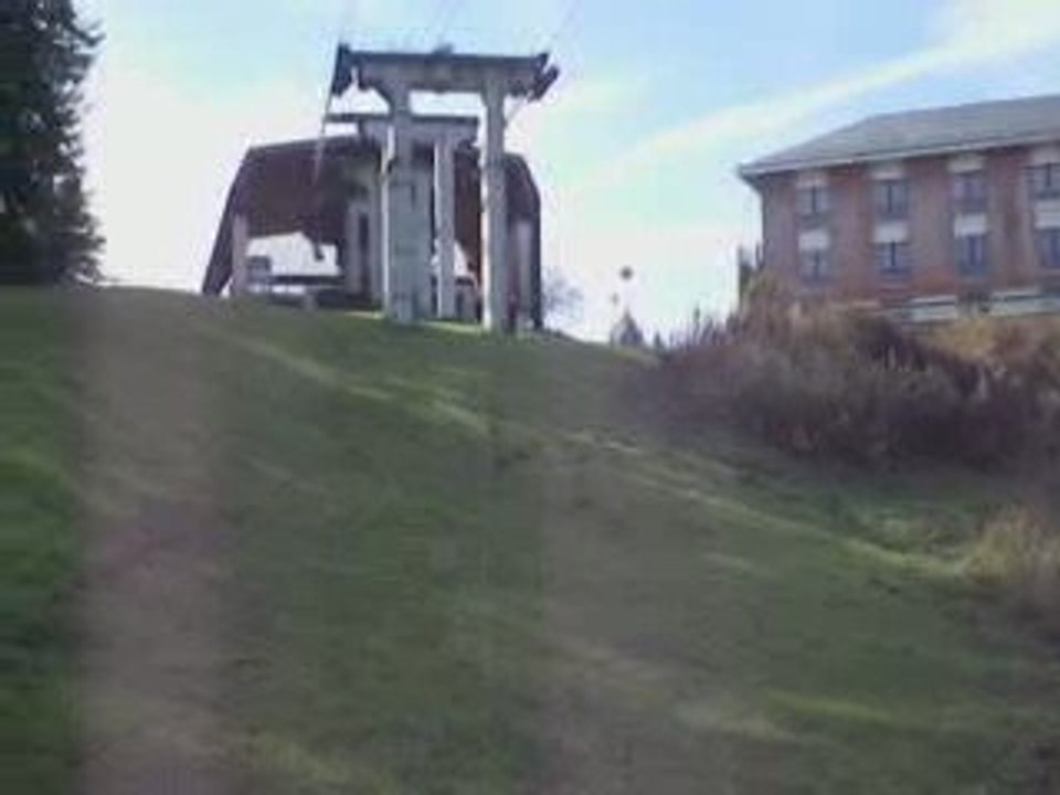 La Bourboule: L'hôtel de Charlannes et les télécabines