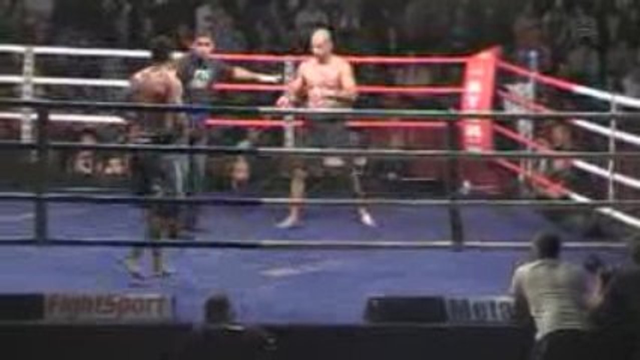 Contenders 2009 1erTour-70Kg Alexandre vs Julien