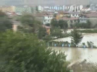 kumbağ sel görüntüleri 12 eylül 2009 video