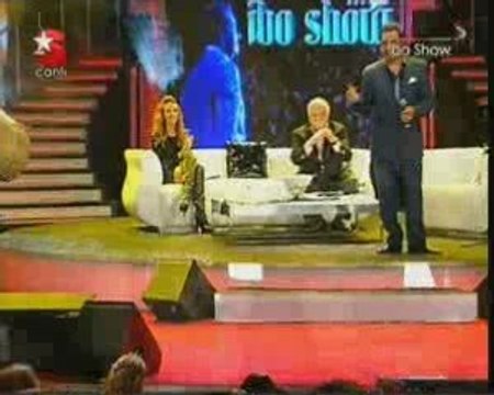 İBRAHİM TATLISES AYAGINDA KUNDURA