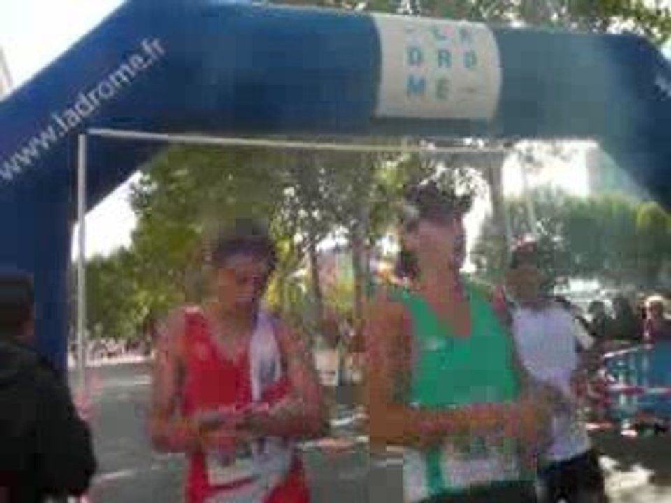 Arrivée des 10 km de Romans 2009