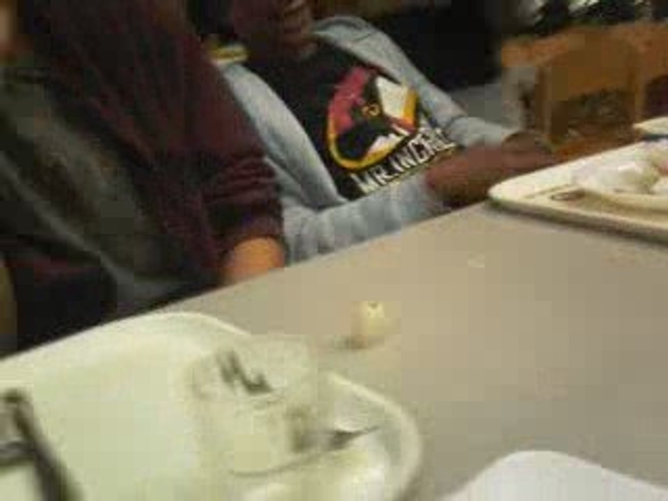 la cantine au lycée et les bananes...