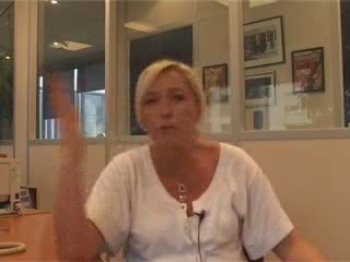 Reaction de Marine LE PEN à l'intervention de F. Mitterrand