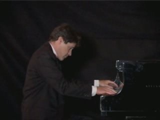 Ephraïm Laor joue la Marche Funèbre de Chopin
