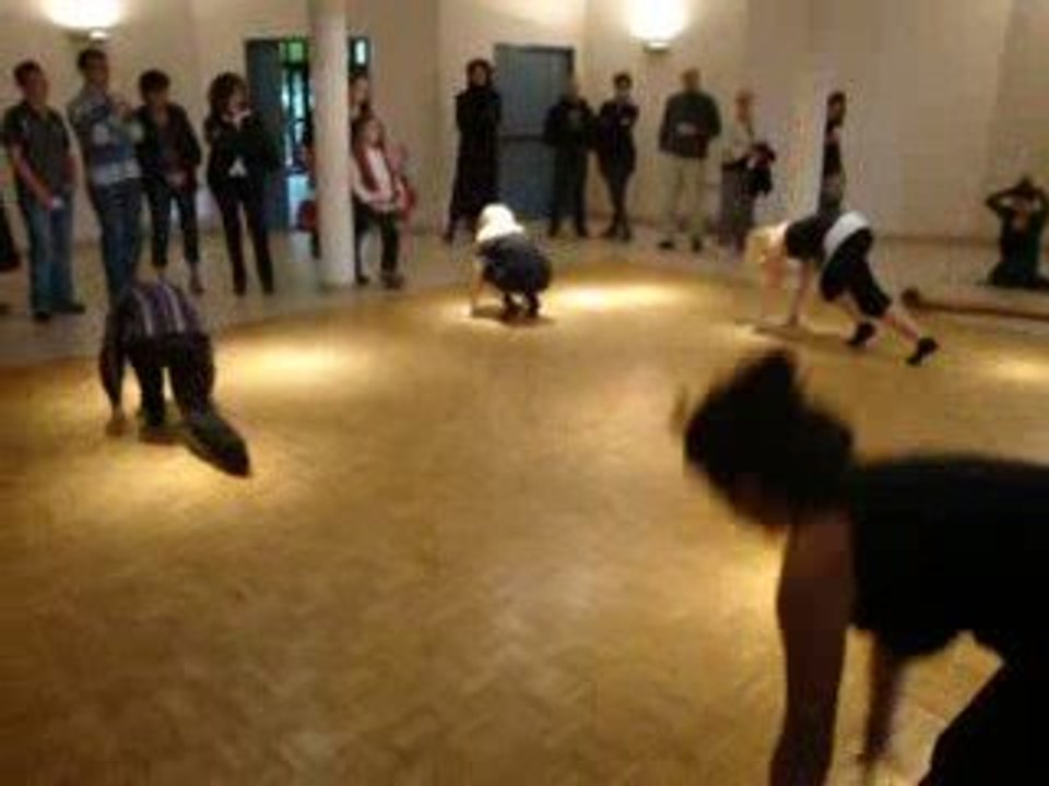 Stage de Danse Contemporaine - Club-Ados/SABDAG - 11/10/09