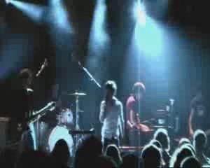 Kissinmas - Disco punk is too easy [Live @ la petite Coopé]