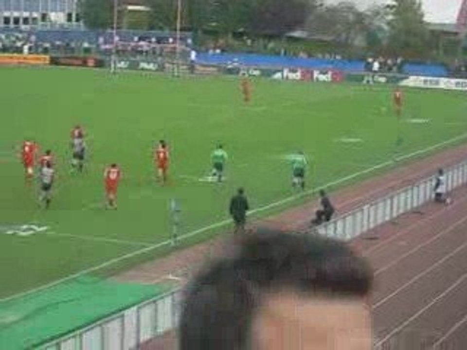 Stade-Français-Edimbourg 10/10/09 mêlée+relance du STF