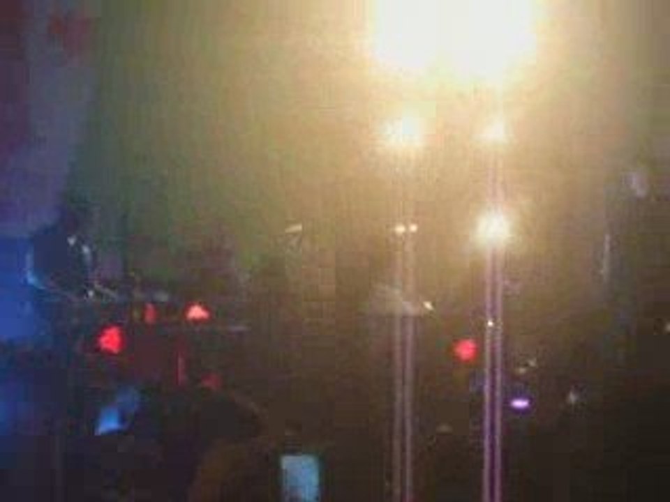 Indochine 06.10.09 - Des Fleurs Pour Salinger