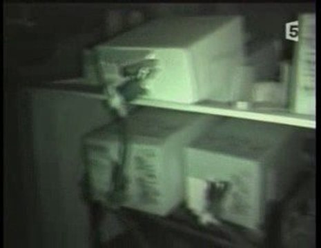 Aux Frontieres Du Surnaturel - Les Fantomes (3)