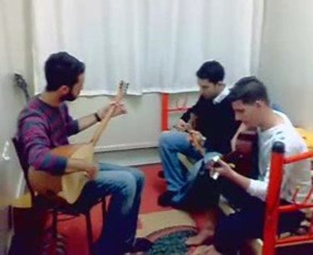 Saçlarını Taramışsın..