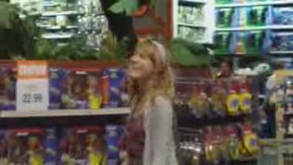 Toys'R'Us in NYC with princessleah7x, brookers, ...