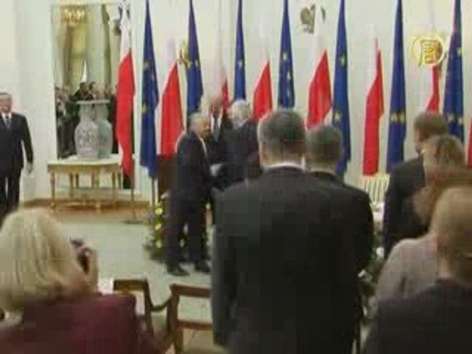 Польша ратифицировала Лиссабонский договор