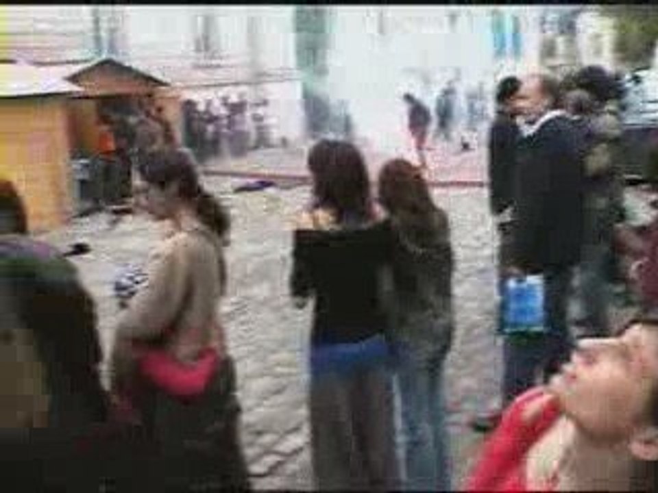 Les casseurs envahissent le centre-ville de Poitiers