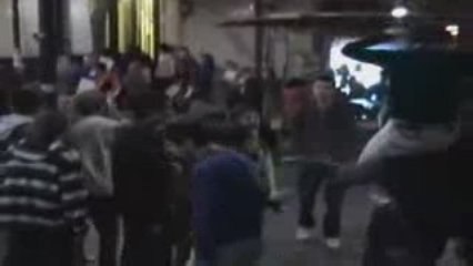 Botellazo durante celebraciones clasificatorias en Santiago