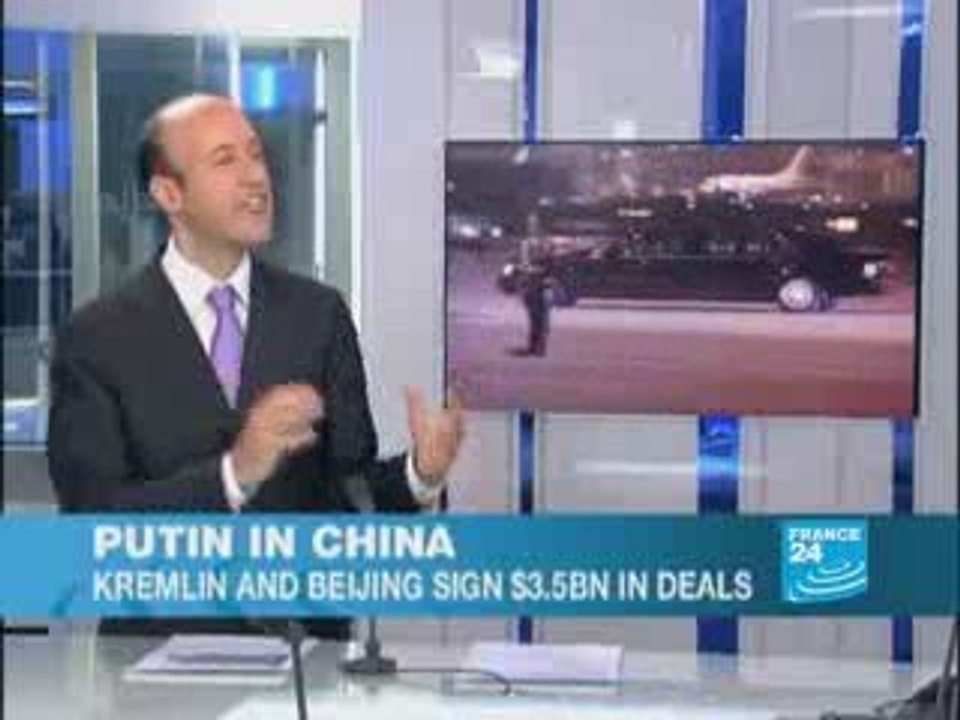 Russia and China sign deals to tune of 3.5 billion dollars