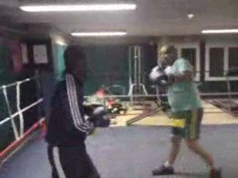 ervin bolamba tit comba dentraiment