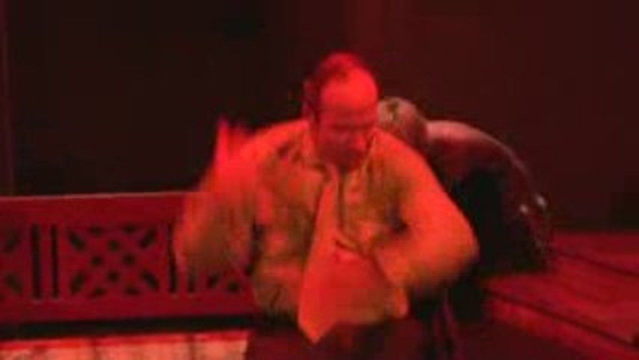 LE CHALET DE L’HORREUR DE LA TROUILLE QUI FAIT PEUR  !