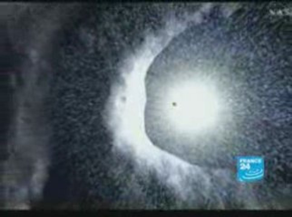 En quête d'eau, la Nasa bombarde la Lune