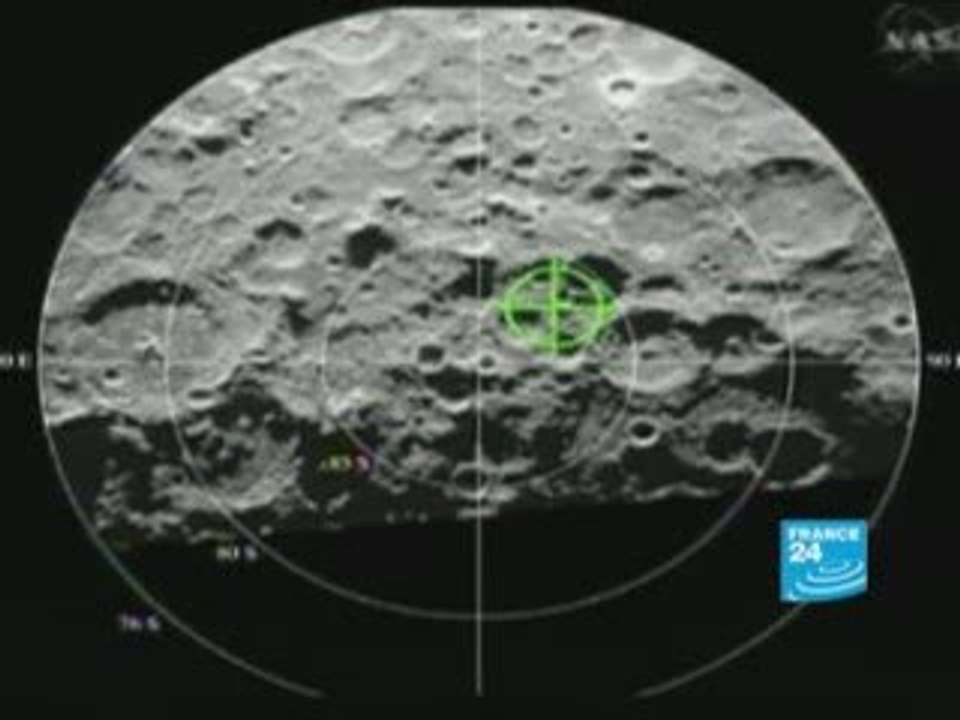 LCROSS bombarde la Lune